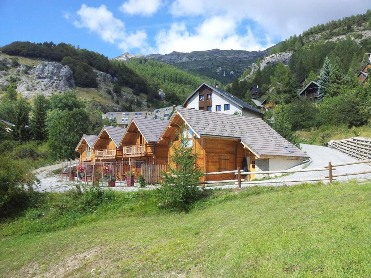 Chalet 6 Pers Avec Spa, Terrasse Plein Sud A Saint-Michel-De-Chaillol - Fr-1-393-22 Eksteriør billede