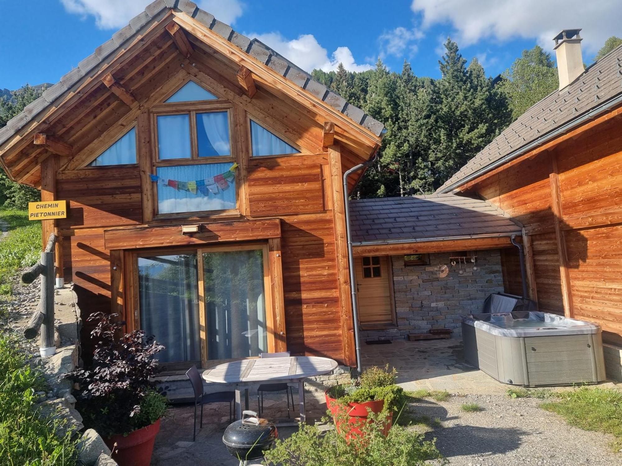 Chalet 6 Pers Avec Spa, Terrasse Plein Sud A Saint-Michel-De-Chaillol - Fr-1-393-22 Værelse billede